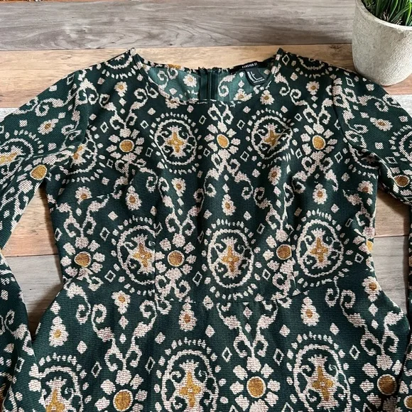SOLD. Forever 21 lightweight Art Deco Print 
A-Line Dress Size Small - Picture 4 of 10